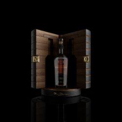 Виски Finn Thompson Glenlivet с 50-летней выдержкой